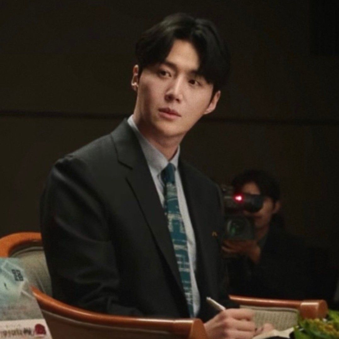 Recent activity shot of Kim Seonho