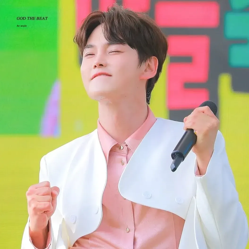 박서진 최근 활동샷