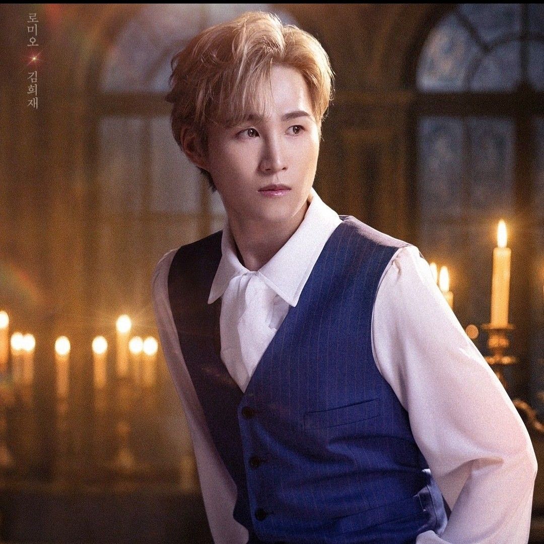 Momen yang diabadikan oleh penggemar Kim Heejae