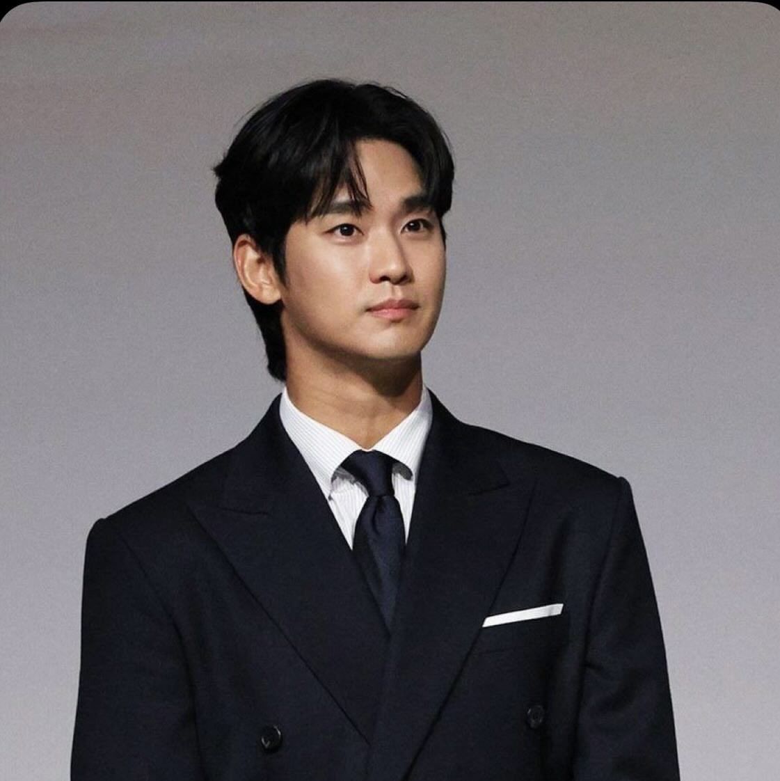 Recent activity shot of Kim Soohyun