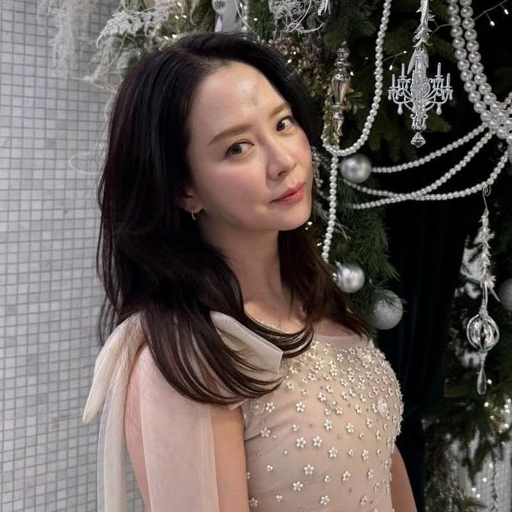 Latest photo of Song Jihyo