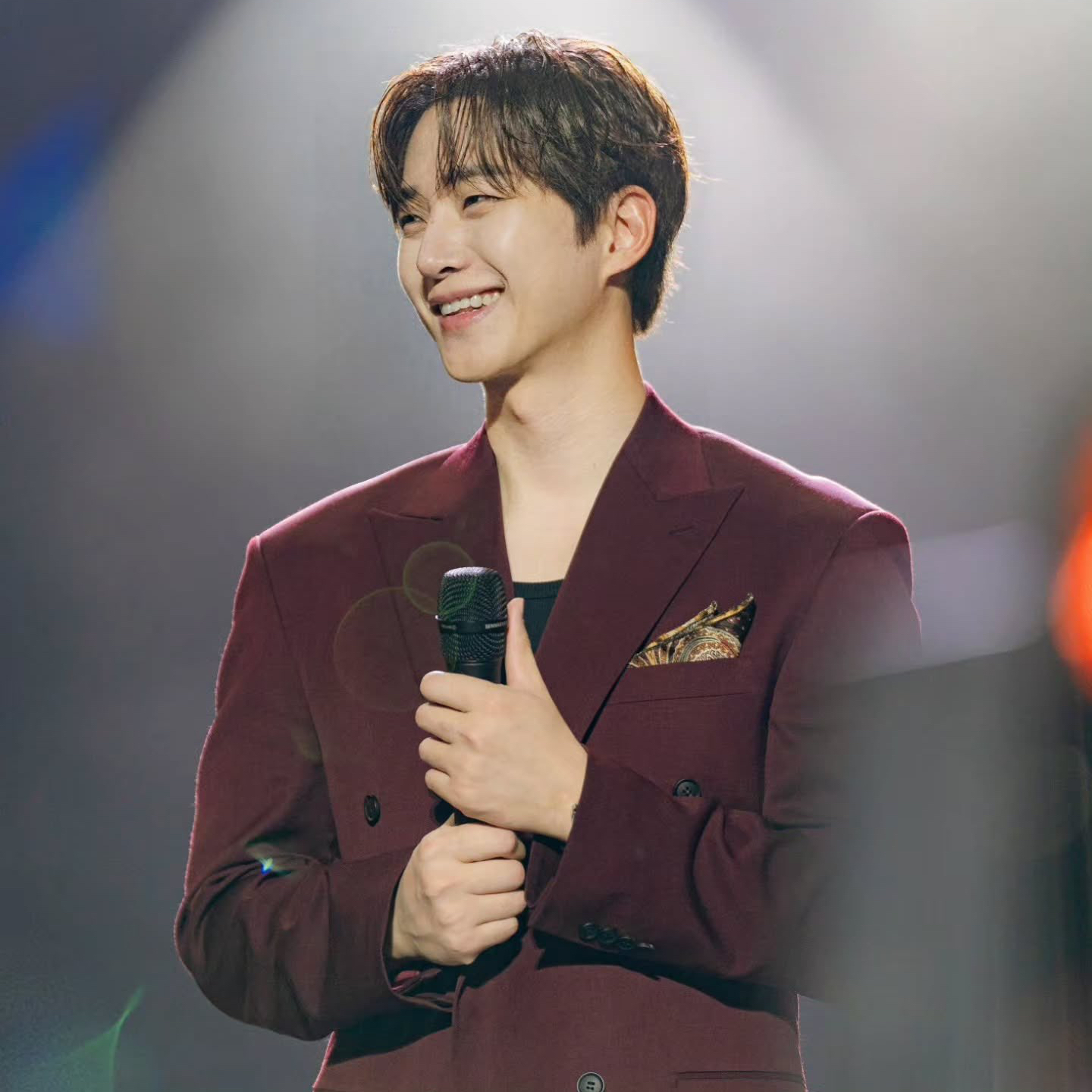 Cuplikan di balik layar dari Lee Junho