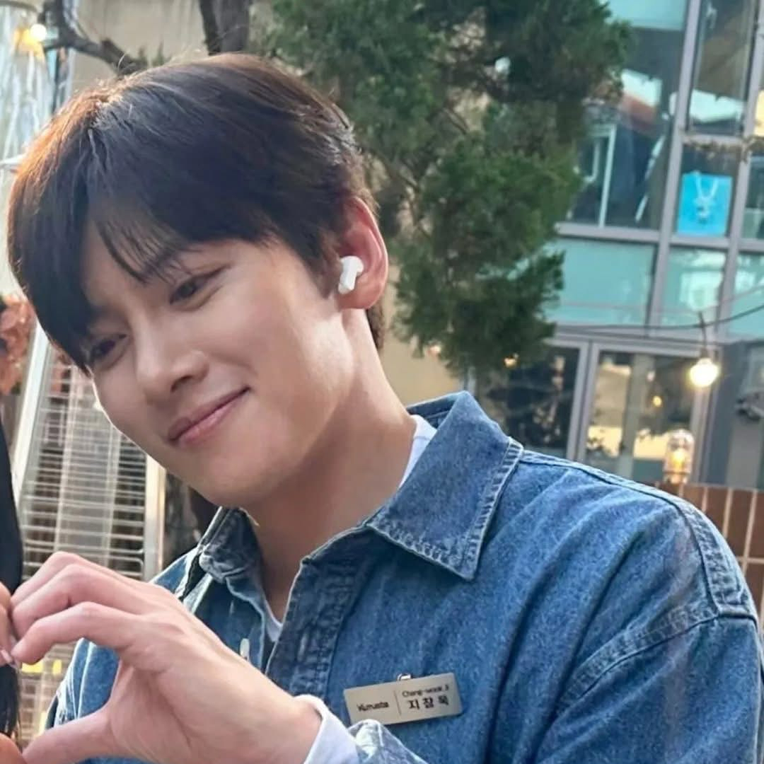 Behind-the-scenes cut of Ji Changwook