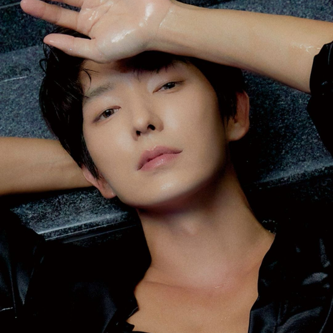 A moment captured by a fan of Lee Joongi