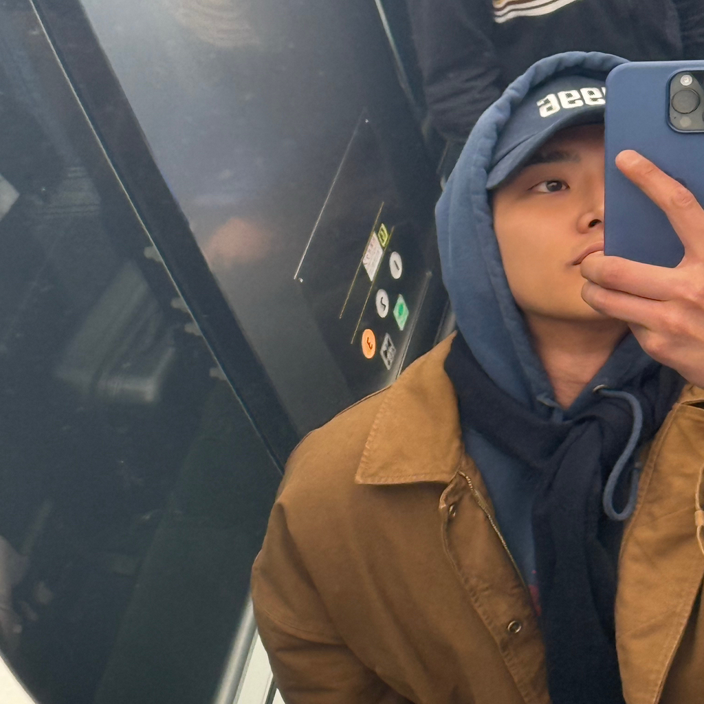 Foto terbaru dari Rowoon