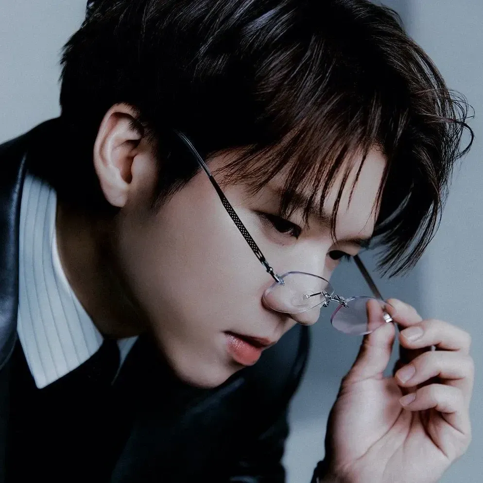 A moment captured by a fan of Nam Woohyun