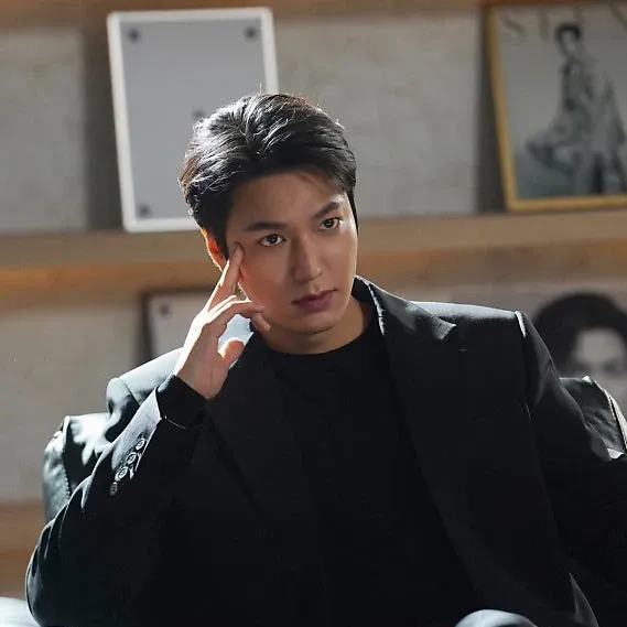 Latest photo of Lee Minho