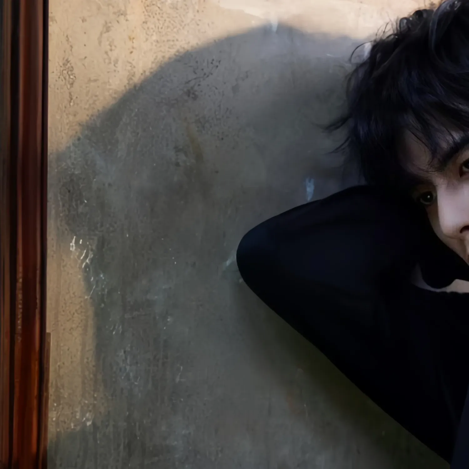 Behind-the-scenes cut of Song WeiLong