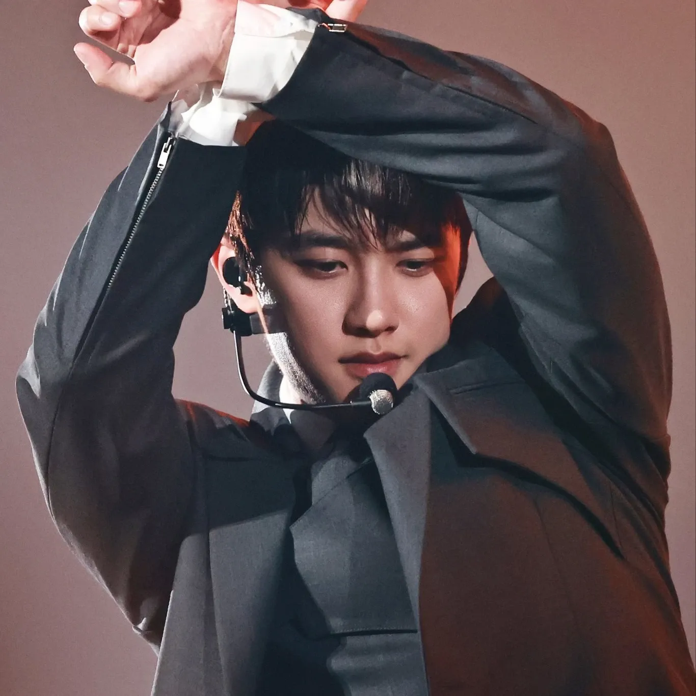 도경수 (디오)의 비하인드 컷