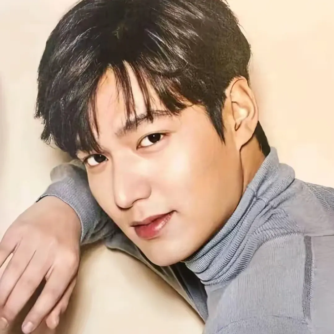 Latest photo of Lee Minho
