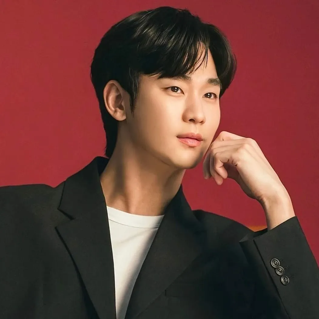 A moment captured by a fan of Kim Soohyun