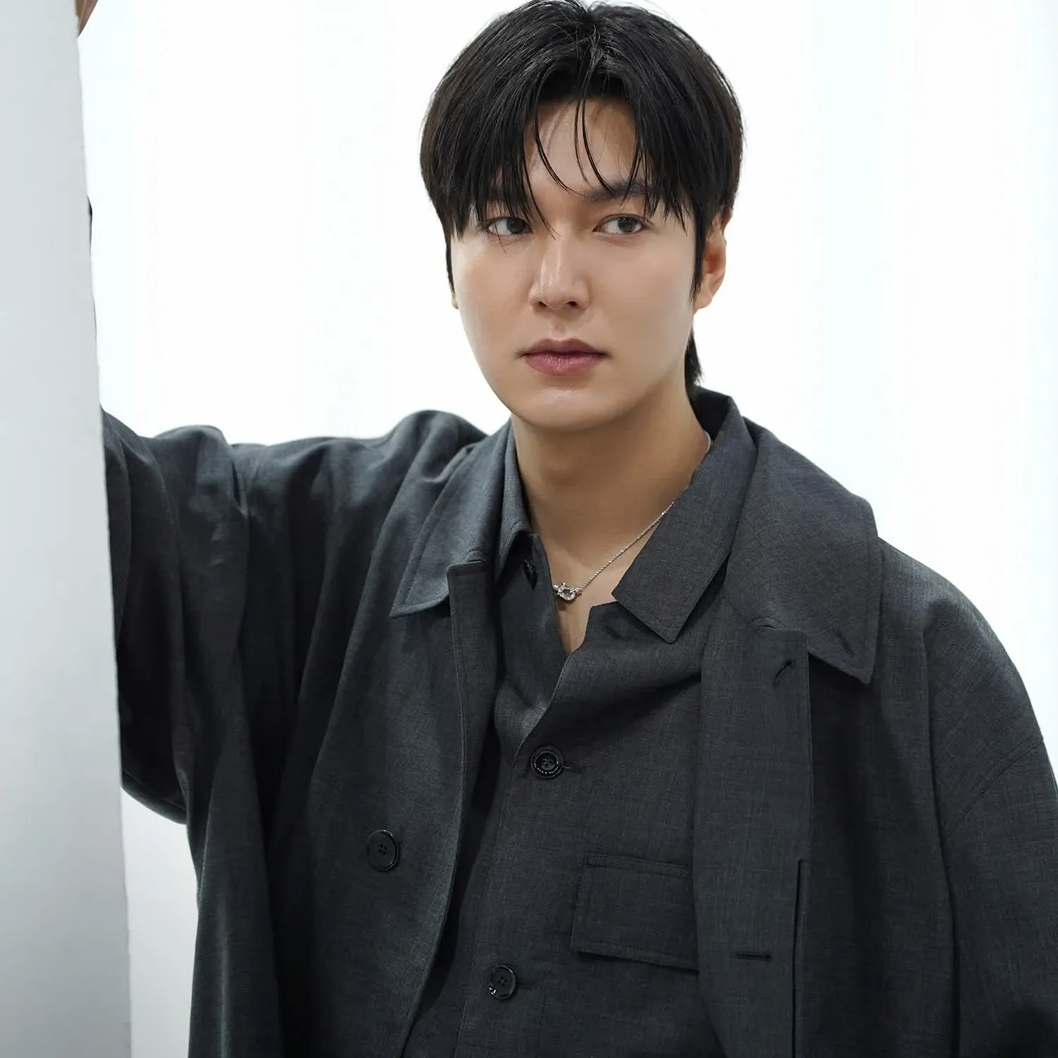 Recent activity shot of Lee Minho