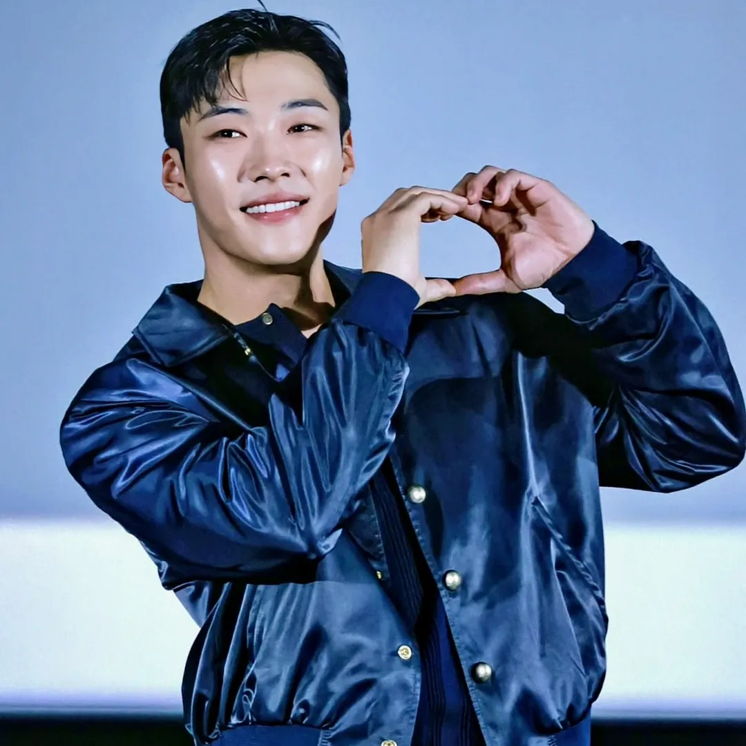 Recent activity shot of Woo Dohwan