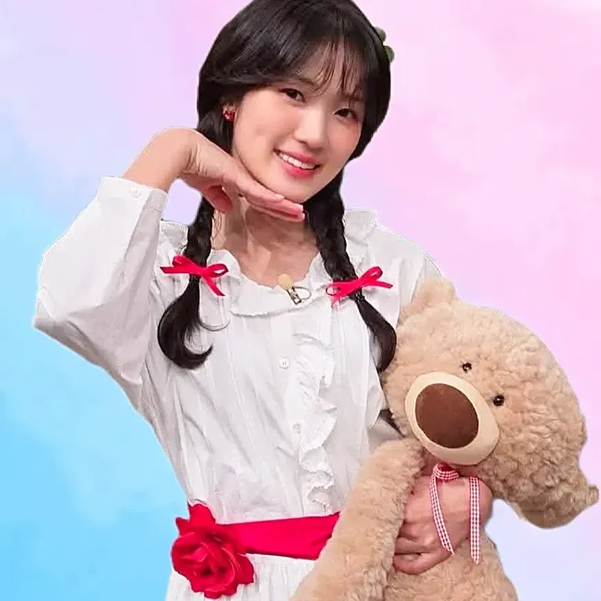 Behind-the-scenes cut of Kim Hyeyoon