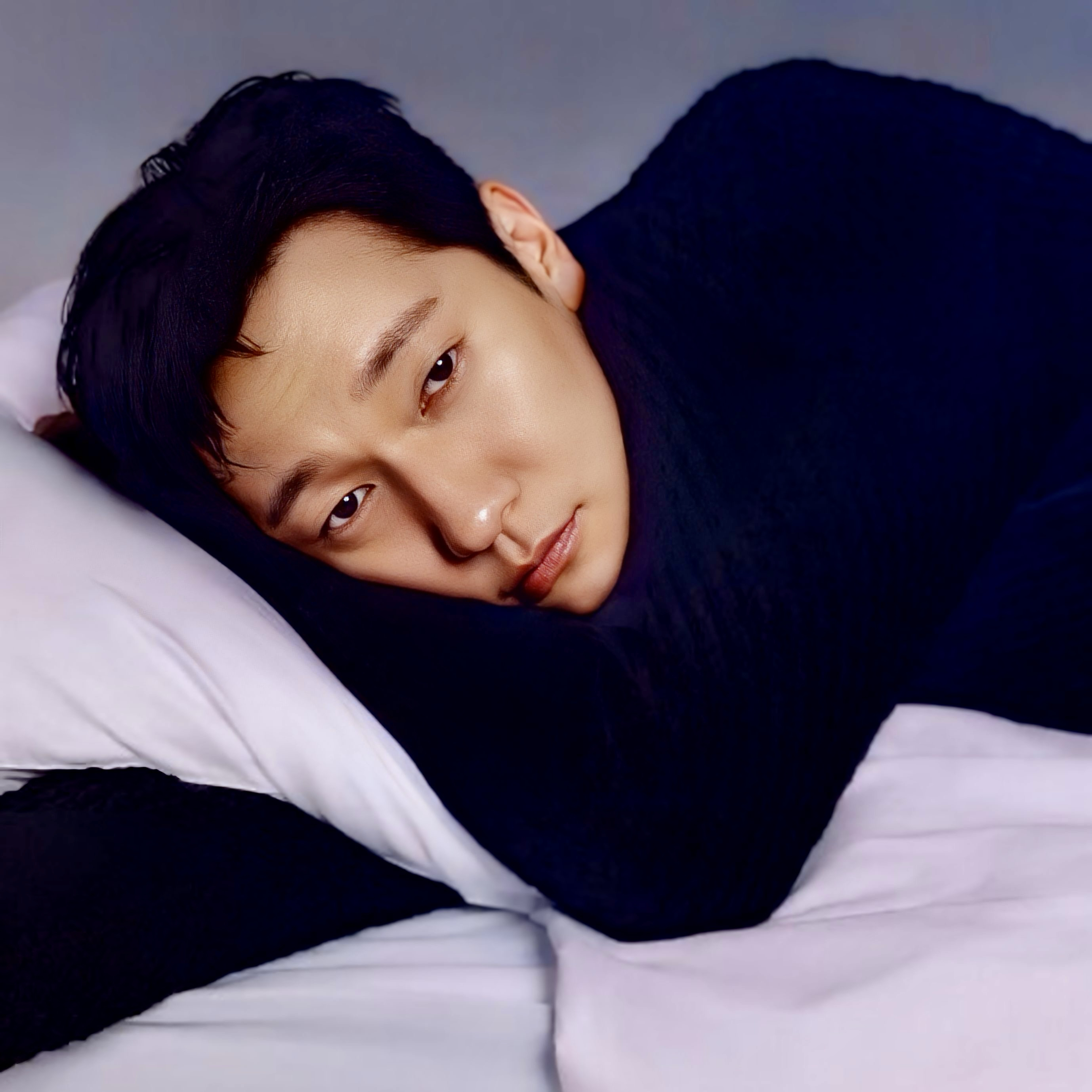 Recent activity shot of Son Seokkoo