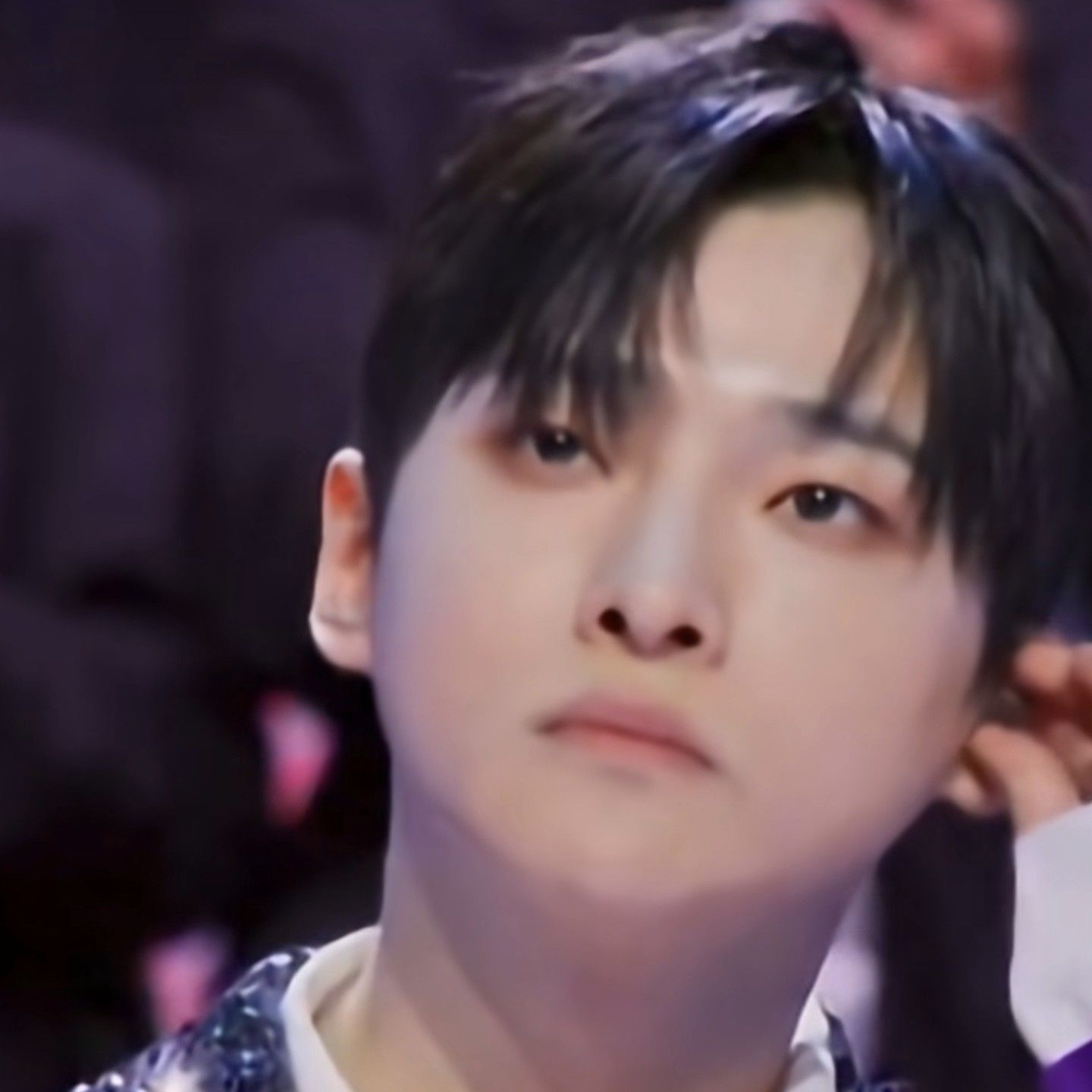 Cuplikan di balik layar dari Seong Ri