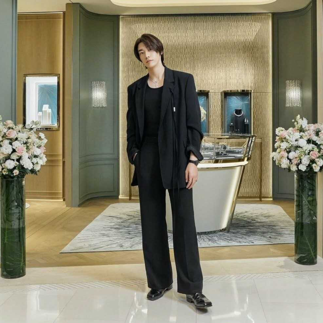 Latest photo of Kim Youngkwang