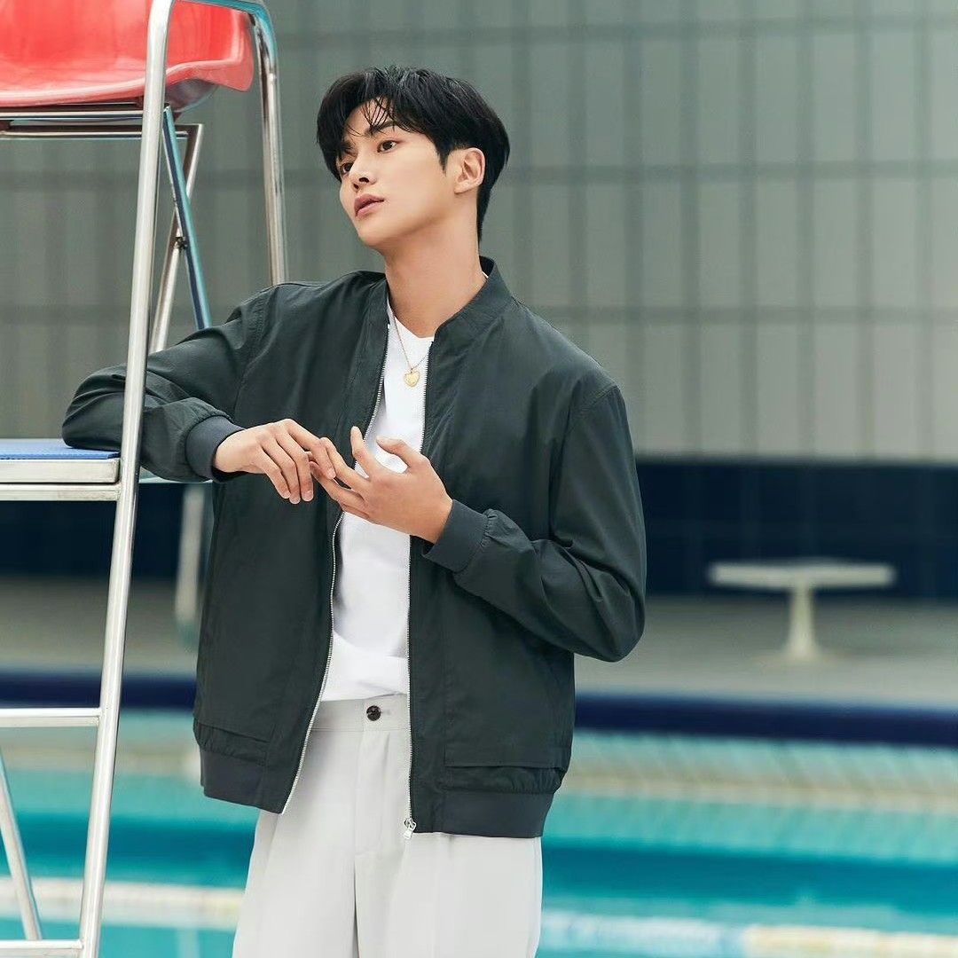 路云的最新照片