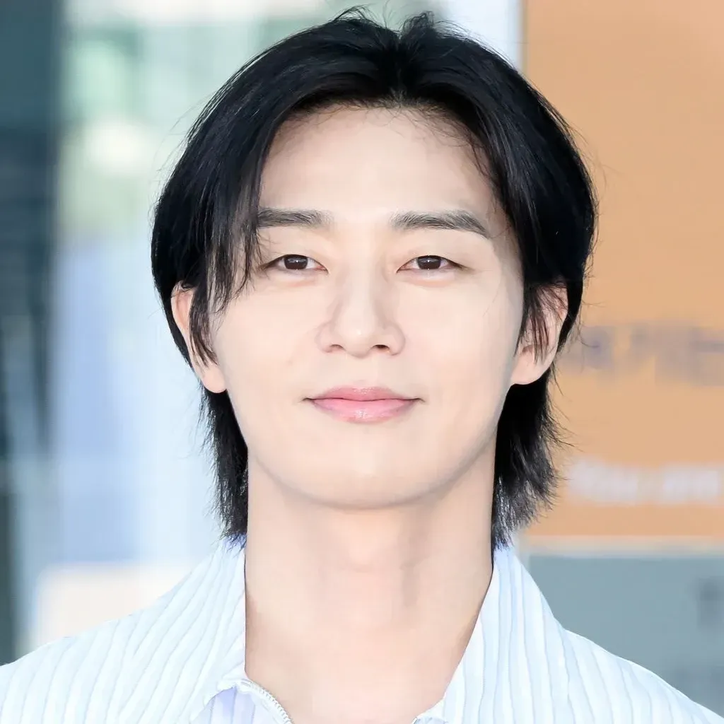 Behind-the-scenes cut of Park Seojoon