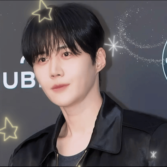 キム・ソンホの最近の活動ショット