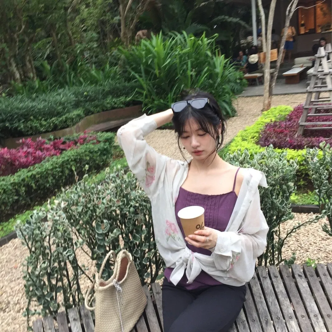 Behind-the-scenes cut of Jung Somin