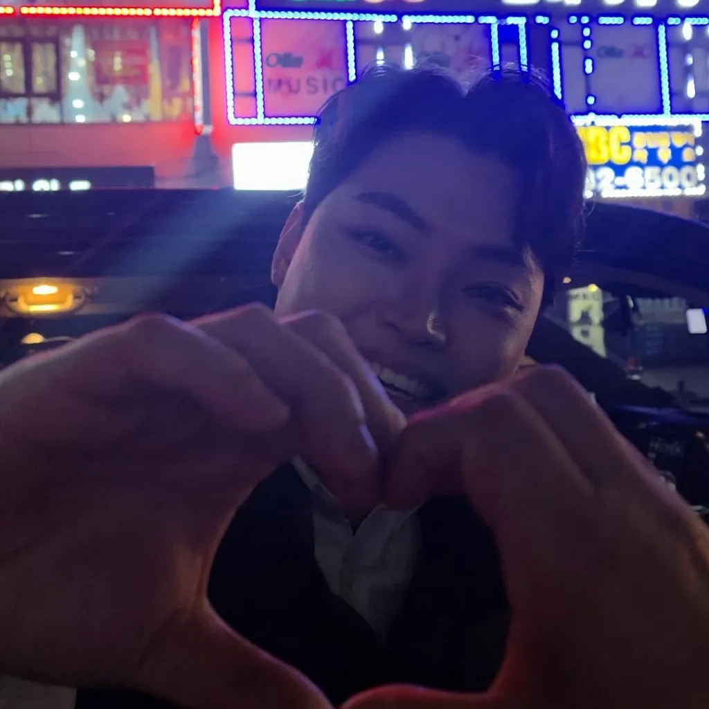 Behind-the-scenes cut of Kim Kyungmin