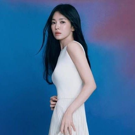 Behind-the-scenes cut of Song Hyekyo