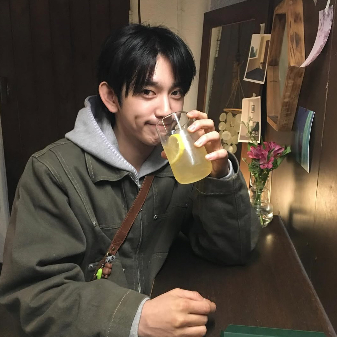 Momen yang diabadikan oleh penggemar Park Jinyoung