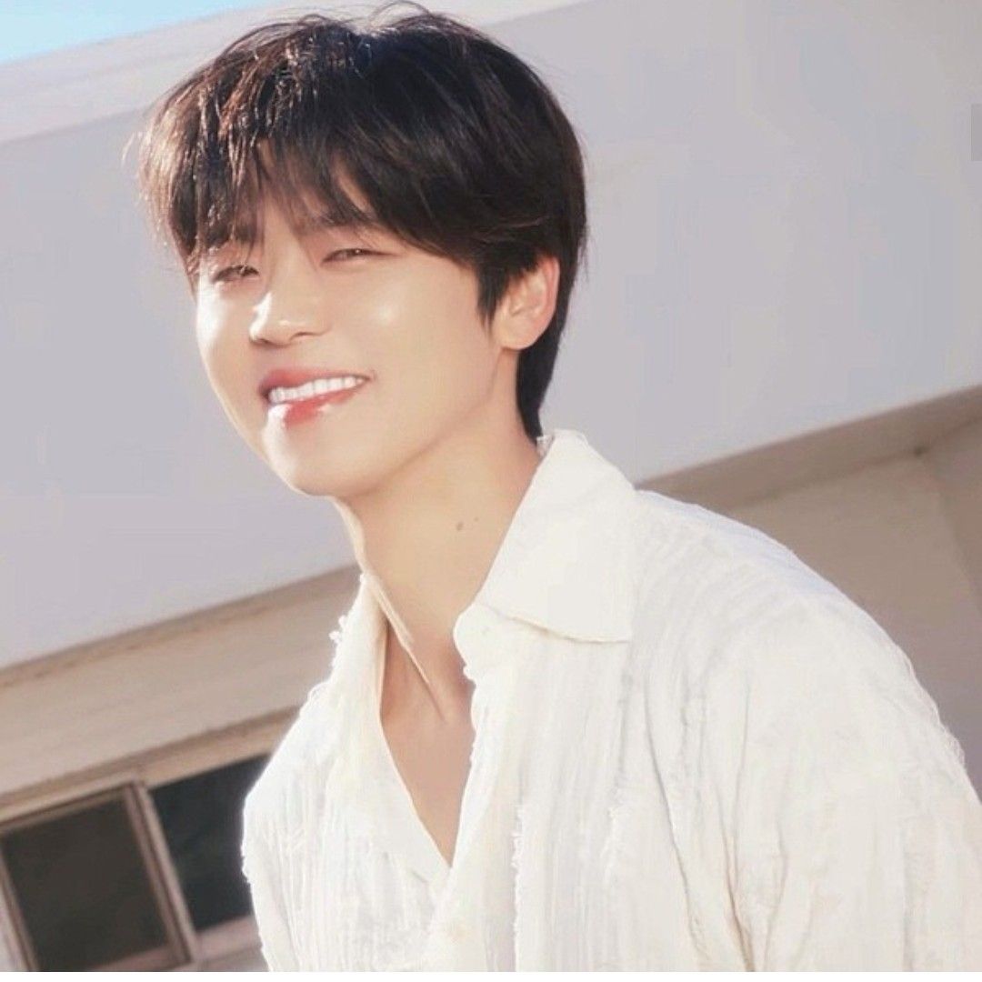 Recent activity shot of Park Jihyeon