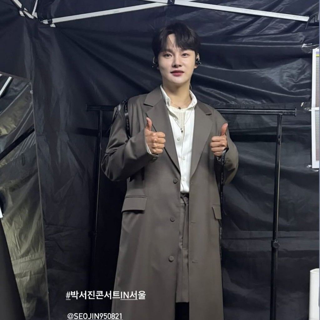 朴瑞鎮的最新照片