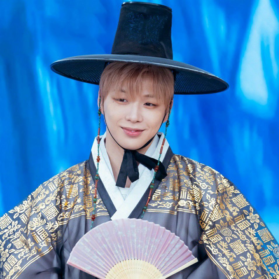 비밀의 방 팬이 찍은 순간