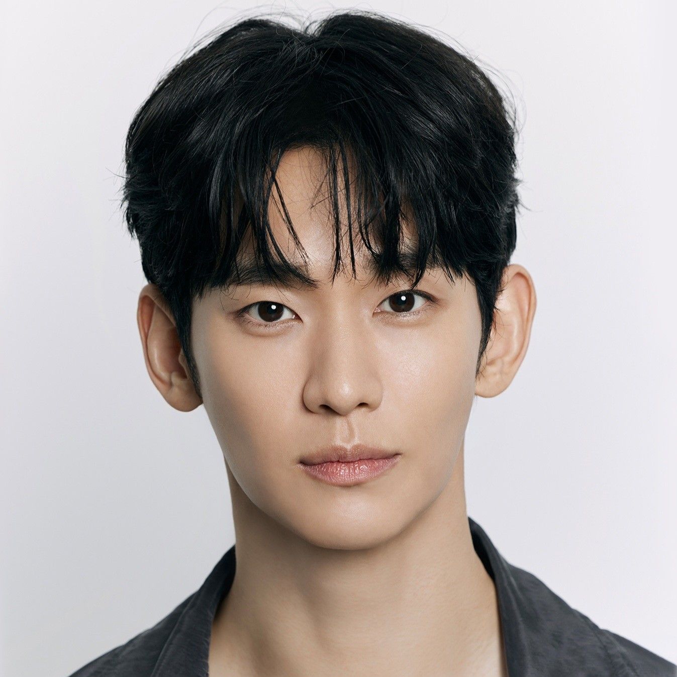 Behind-the-scenes cut of Kim Soohyun