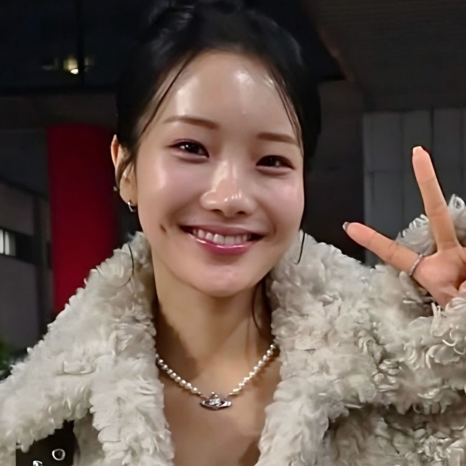 Behind-the-scenes cut of Kim Soyeon (2004)