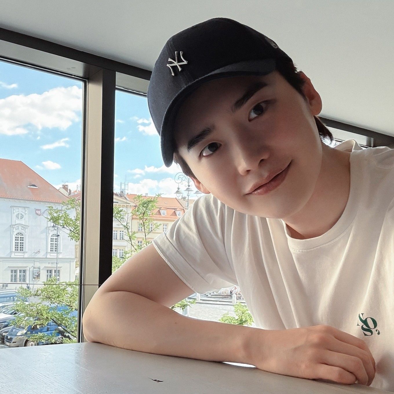 Latest photo of Lee Jongsuk