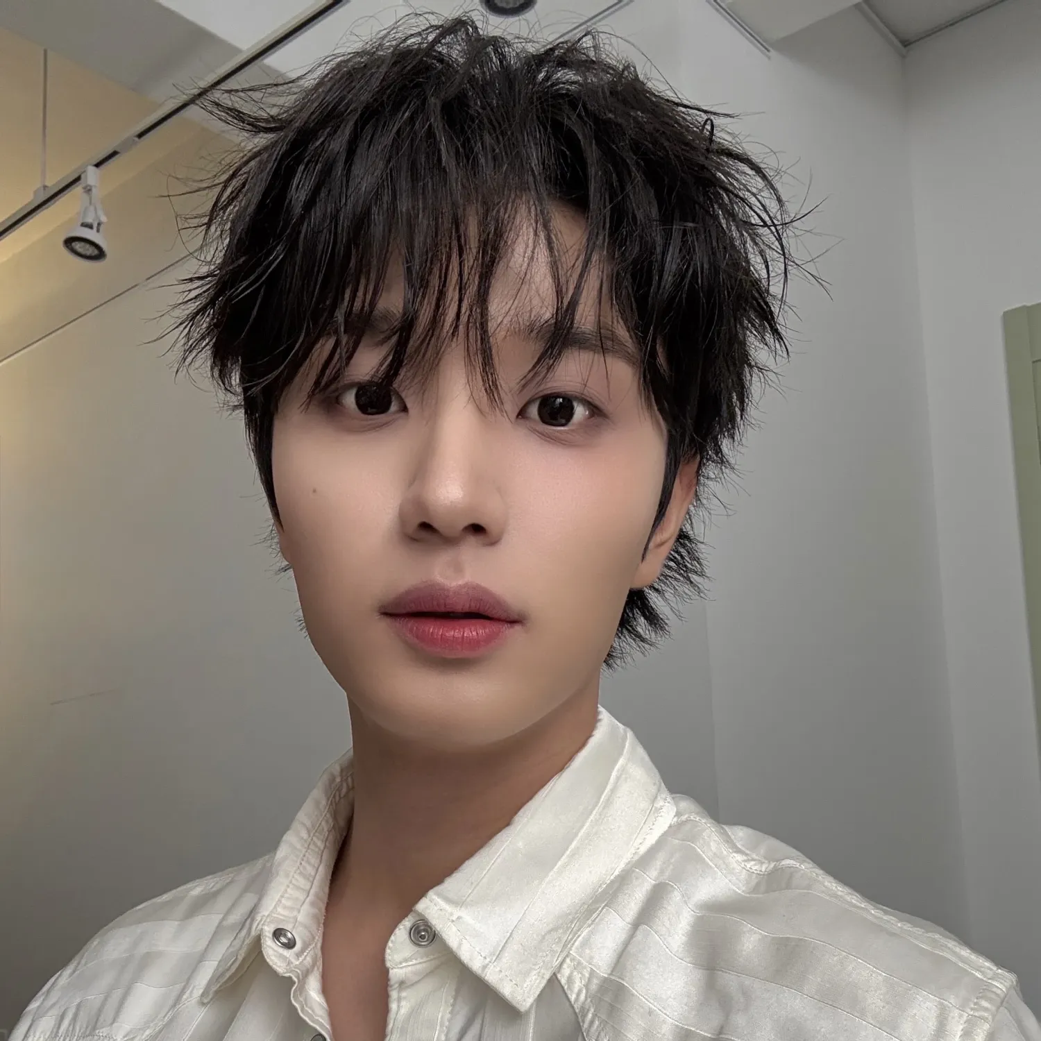 A moment captured by a fan of Kim Jaewon