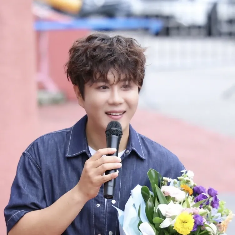 Behind-the-scenes cut of Jin Haesung