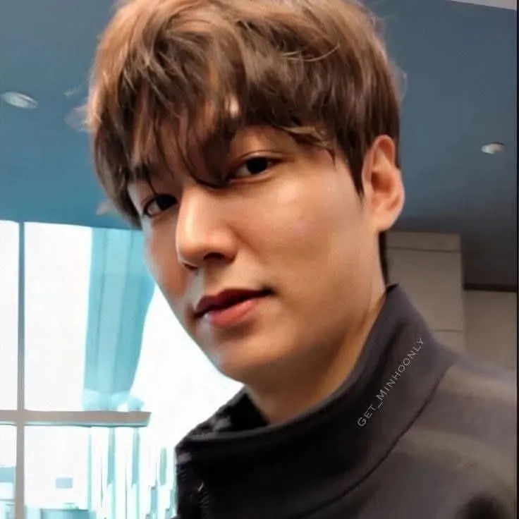 Latest photo of Lee Minho