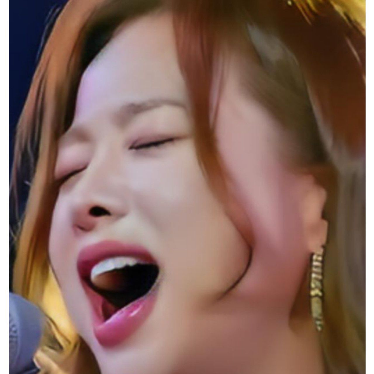 Behind-the-scenes cut of Soul G