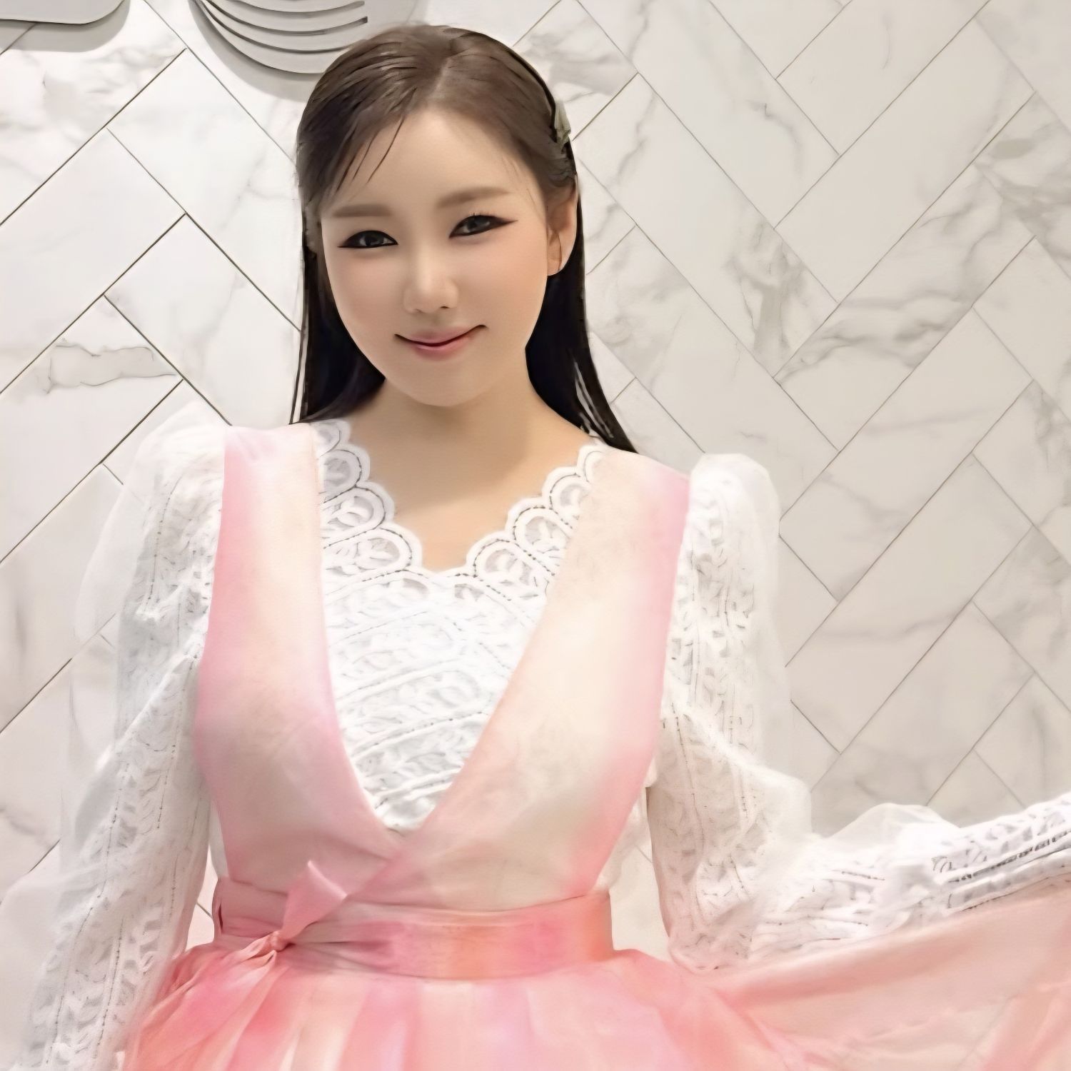 ソン・ガインの最新写真