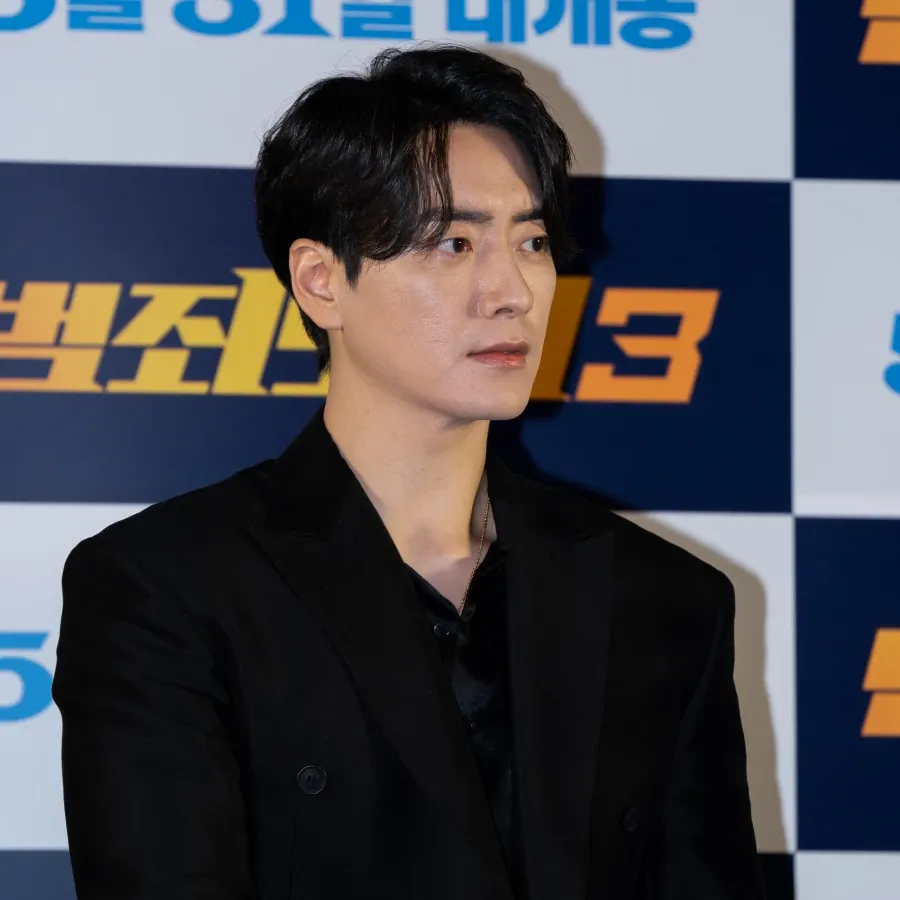 Recent activity shot of Lee Joonhyuk