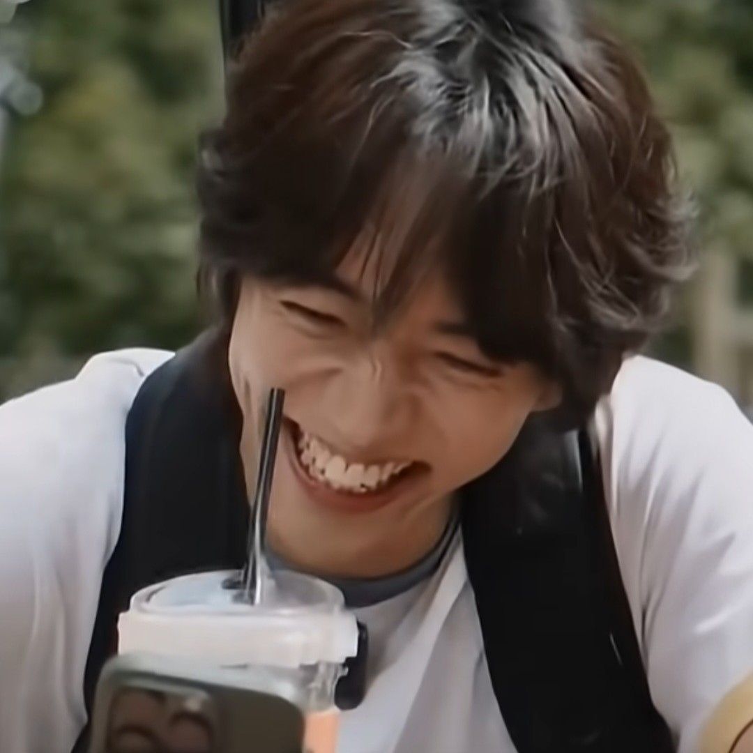 Latest photo of Lee Seungyoon