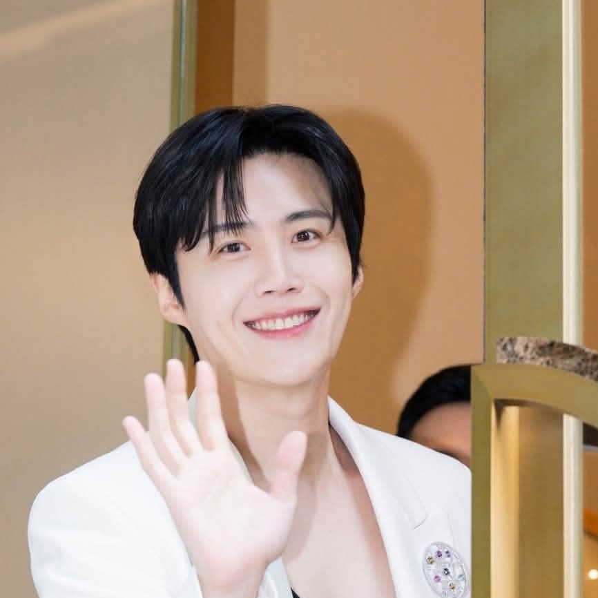 Foto terbaru dari Kim Seonho