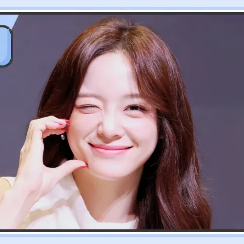 Behind-the-scenes cut of Kim Sejeong