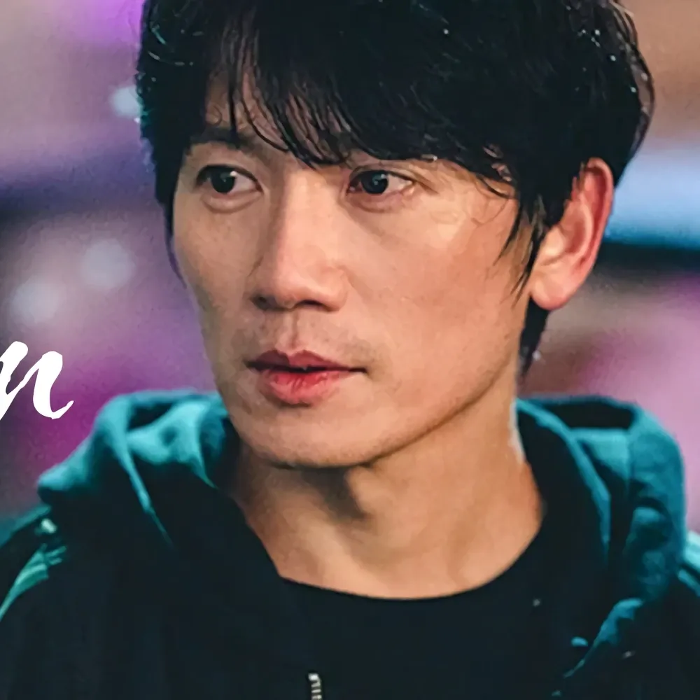 A moment captured by a fan of Ji Sung