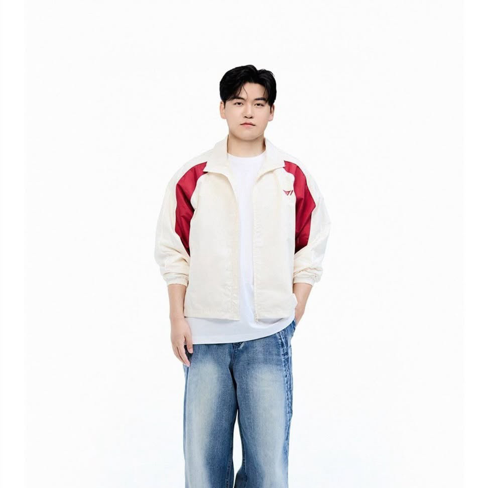 Behind-the-scenes cut of Gumayusi