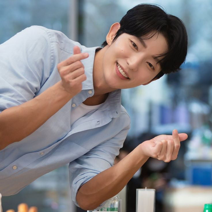 Recent activity shot of Lee Joongi