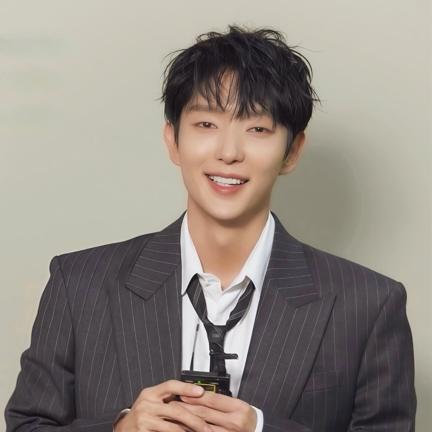 Recent activity shot of Lee Joongi