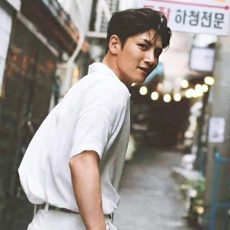 チ・チャンウクの最新写真