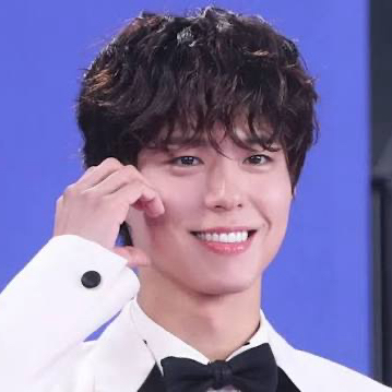Behind-the-scenes cut of Park Bogum