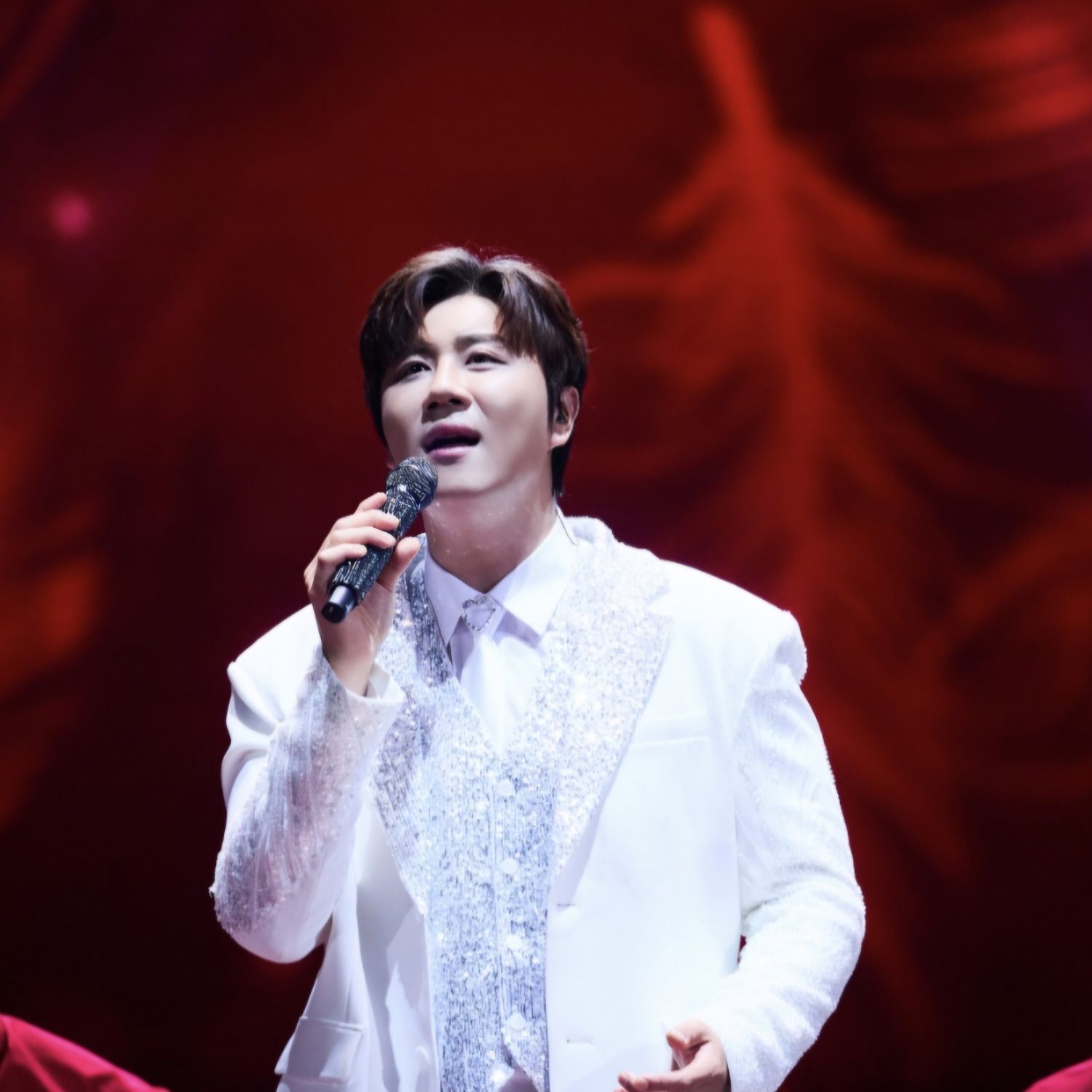 진해성의 비하인드 컷